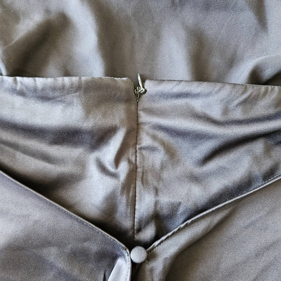 Modern Citizen Women's Navy Blue‎ Satin Halter Neck Mini Dress. Size M - Picture 6 of 12